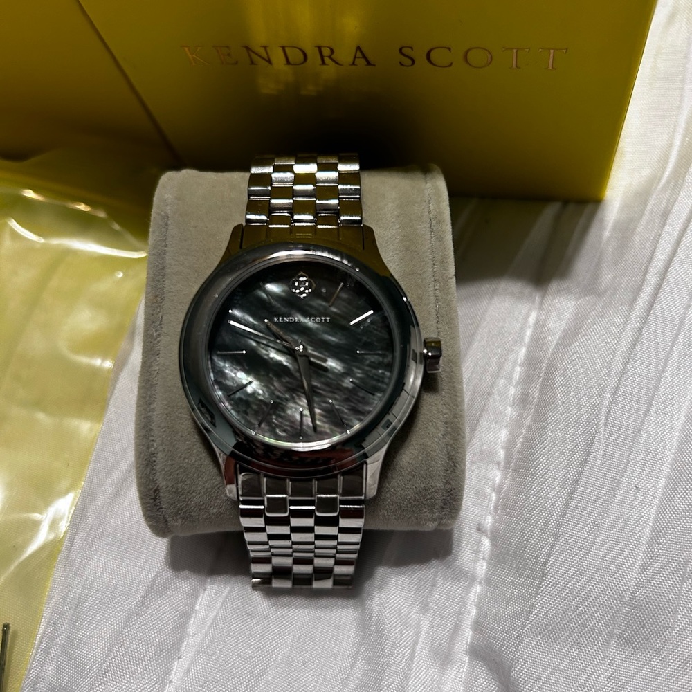 Kendra Scott watch *NEW*